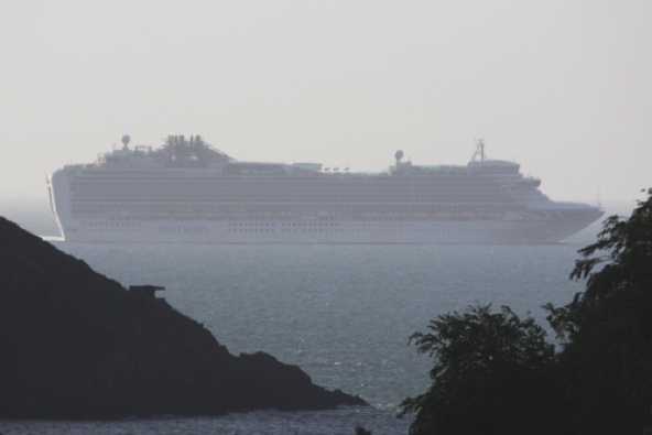 16 July 2023 - 07:13:38
Just fits nicely in that gap.
----------------------
Cruise ship Ventura passes Dartmouth by